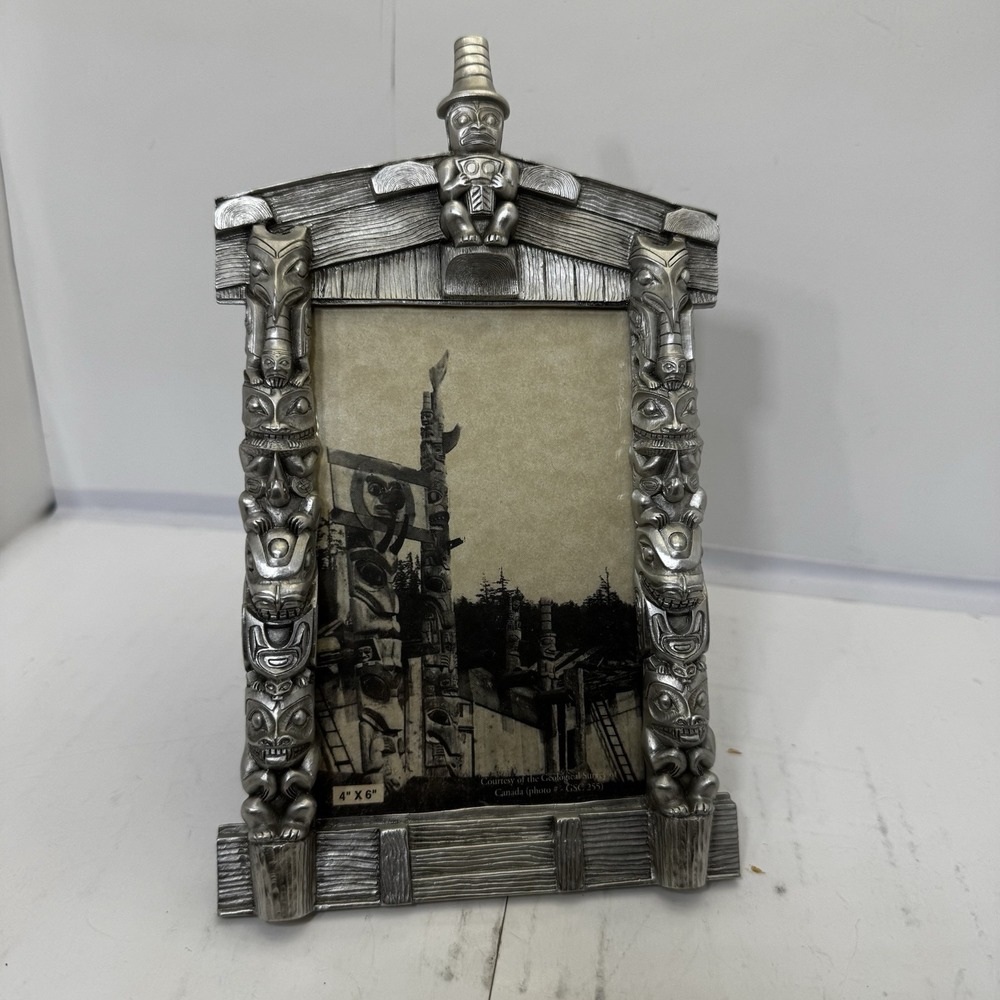 Canadian Indigenous People BOMA fine pewter 3D frame with Totem Pole design 4x6